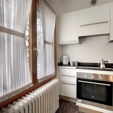 Appartement San Stin Venetië